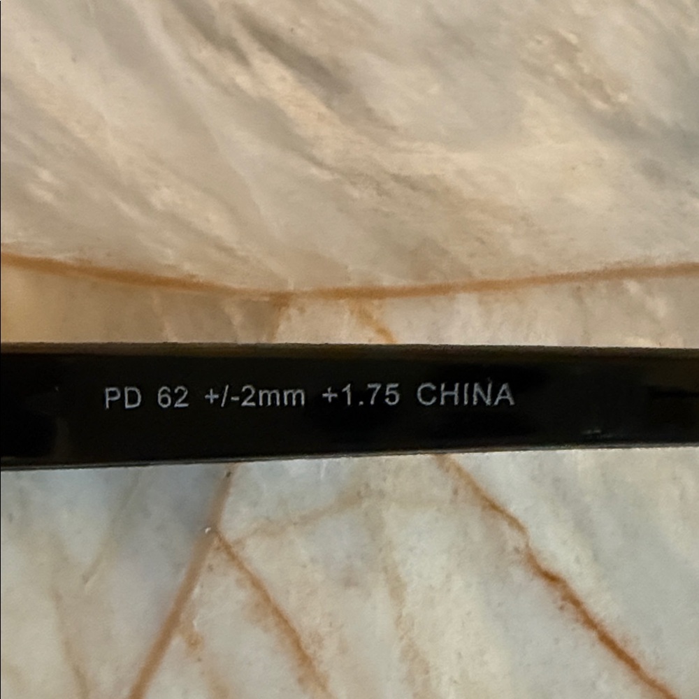 Black Rectangular Eyeglasses - image 5